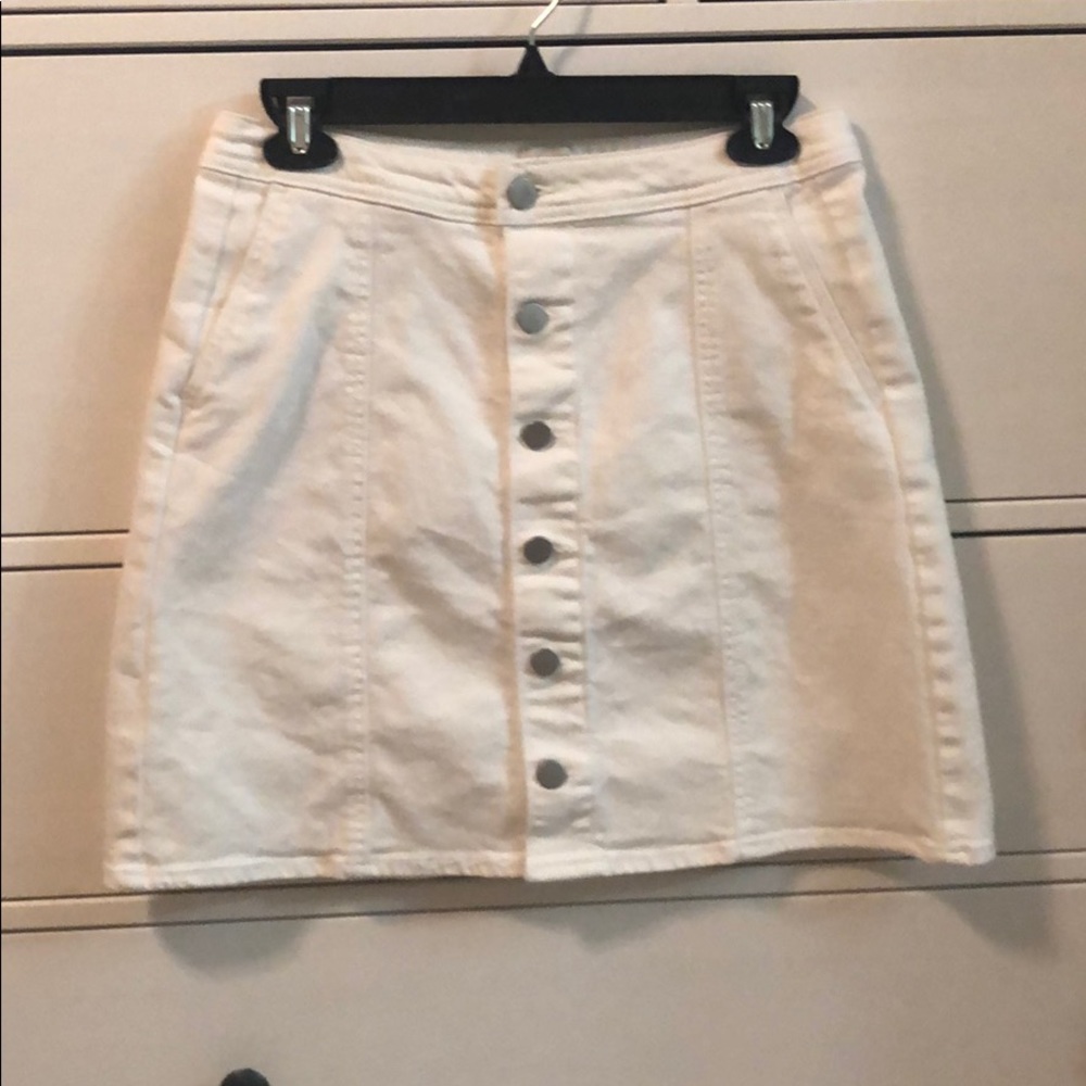 white jean skirt